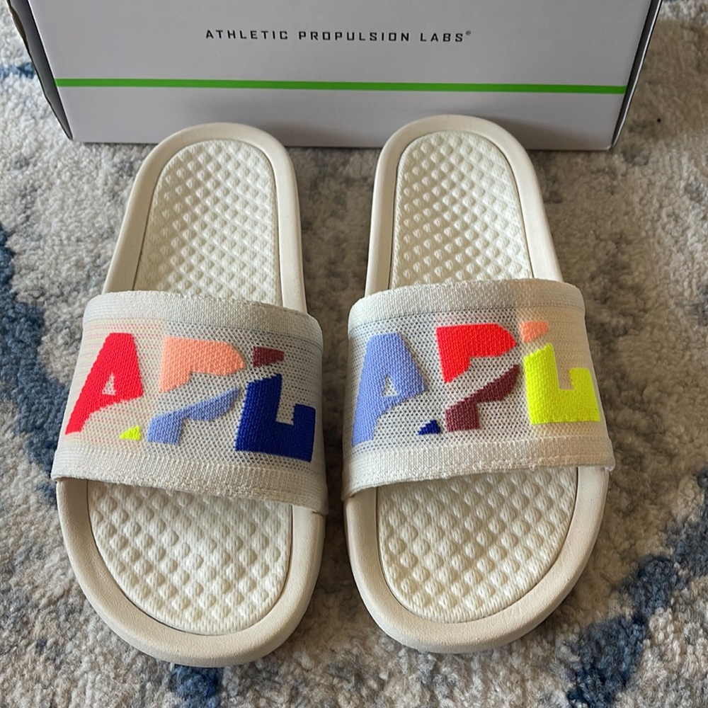 APL Neon Techbloom Slide Women 10